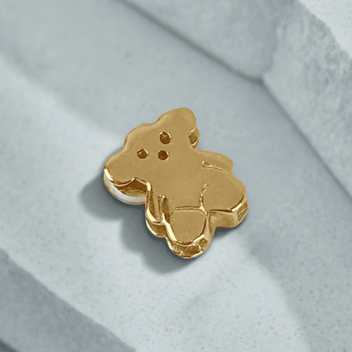 freepik__extract-the-bracelet-from-the-reference-image-and-__31504cp