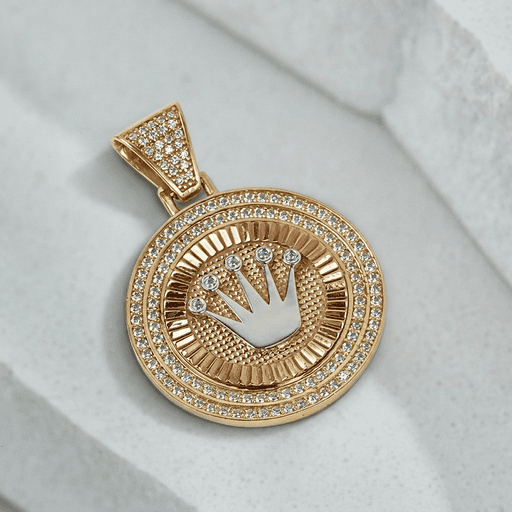 freepik__extract-the-bracelet-from-the-reference-image-and-__31522cp