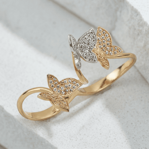 freepik__pon-el-anillo-en-la-imagen-1-sin-modificar-la-imag__31423cp