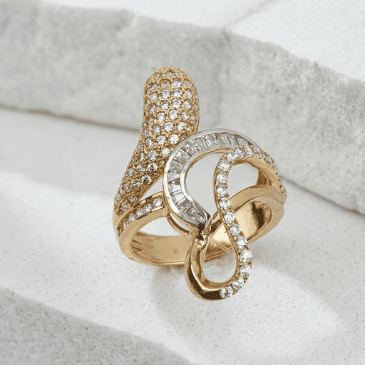 freepik__pon-el-anillo-en-la-imagen-1-sin-modificar-la-imag__31425cp